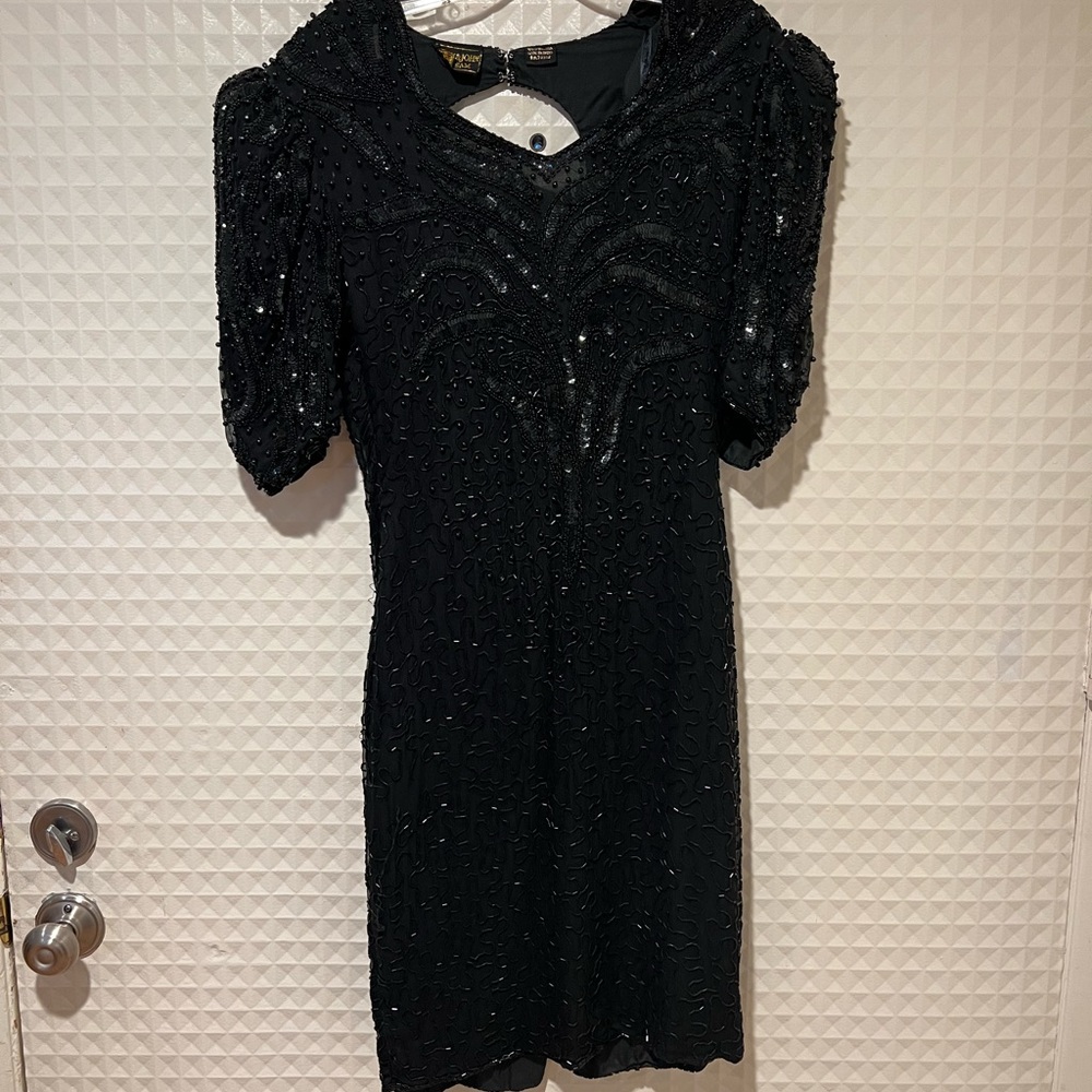 Black elegant dress